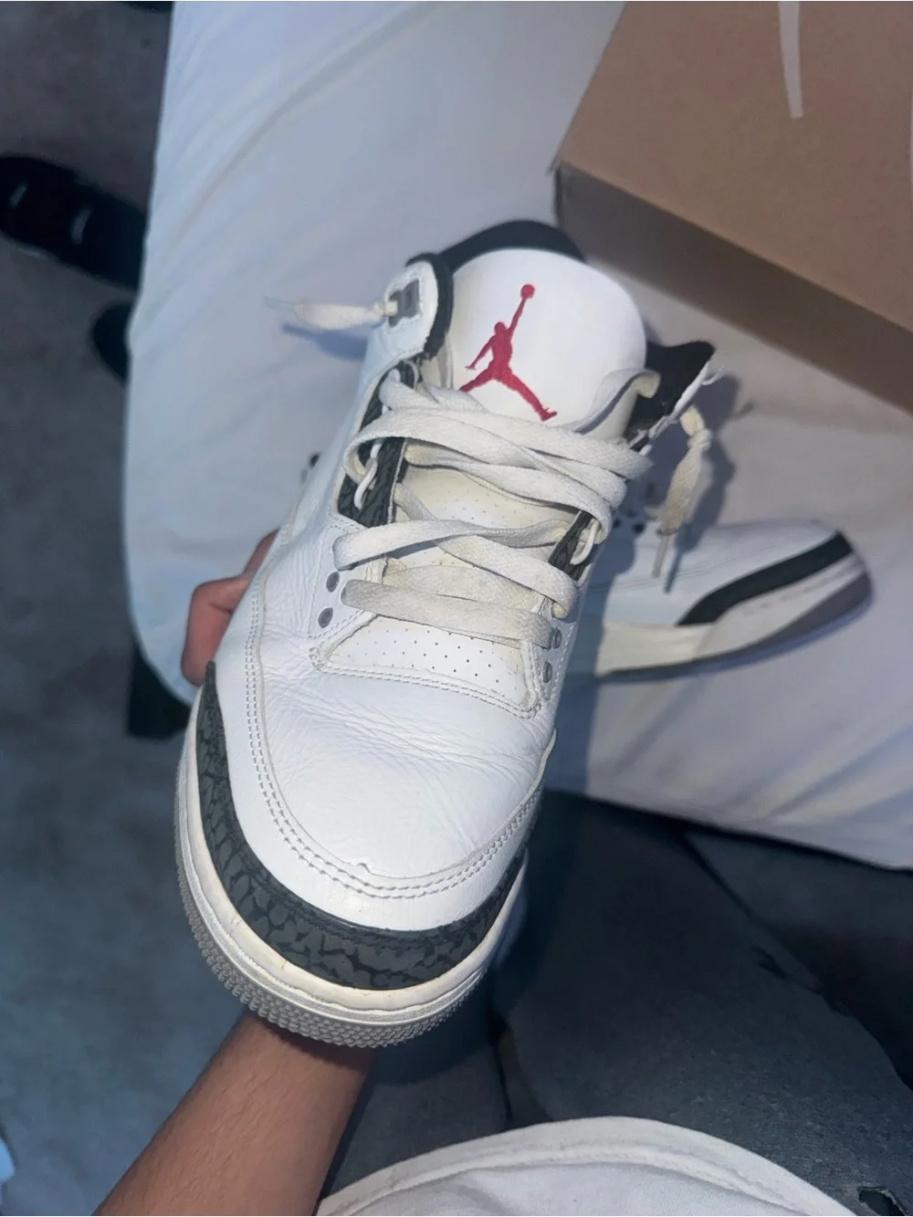 Jordan Men's White and Gray Retro Low-Top Sneaker and Air Jordan 4 